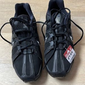 Black Nike shox. New with tag
